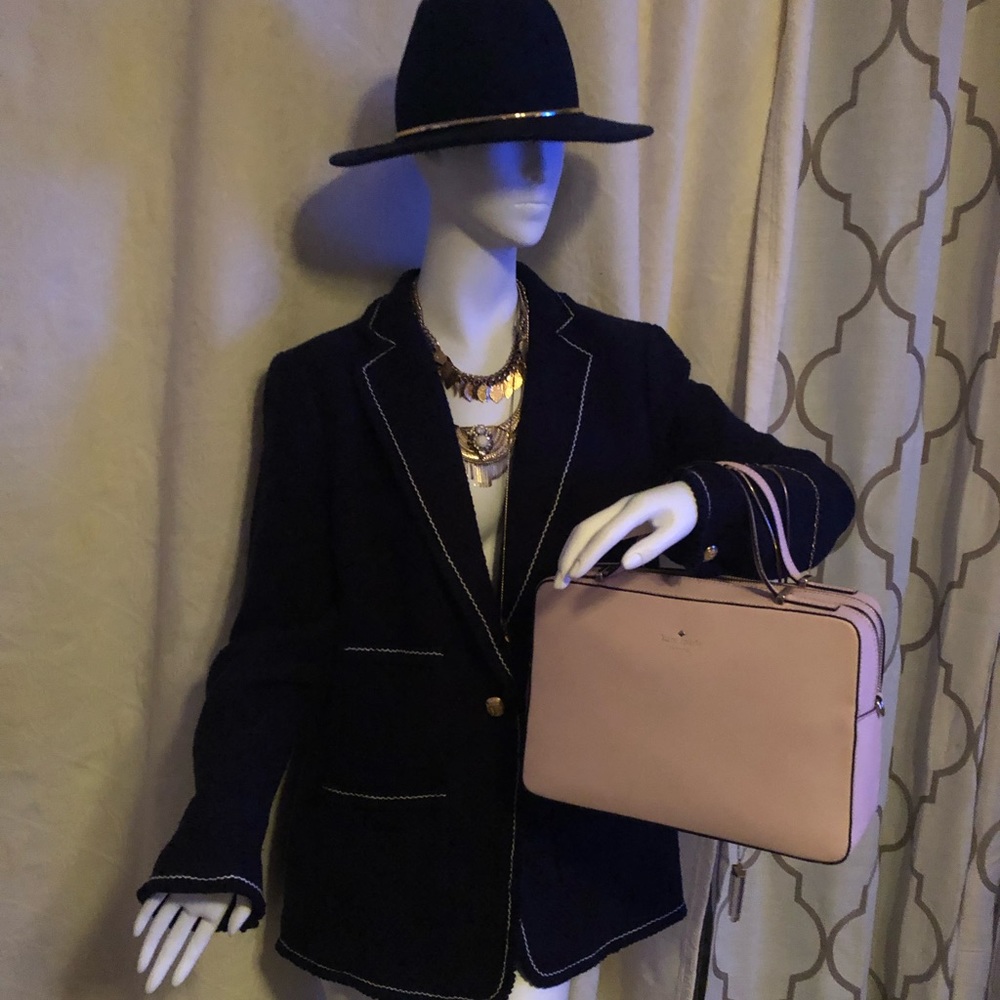 🎉🎉SALE ENDS 3/9🎉🎉TALBOTS  navy bLAZER